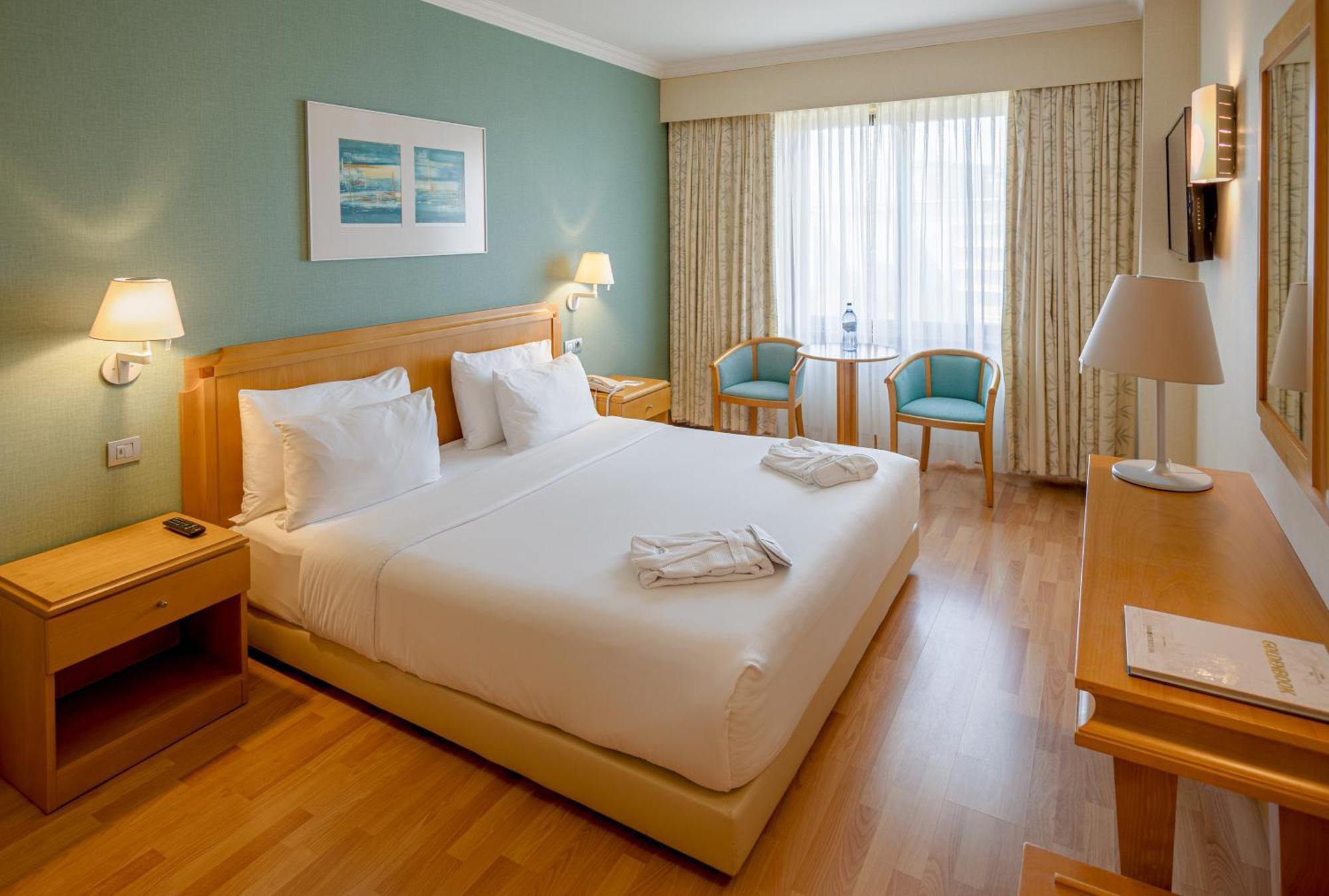 Hotel Sana Metropolitan 4*